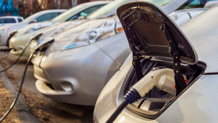 The report warns that drivers may be put off switching to an EV due to the array of different charging networks they must navigate